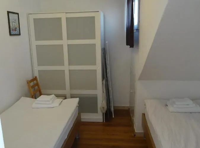 Only * דוברובניק